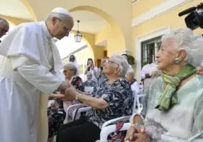 popeleoelderlyhome1072125