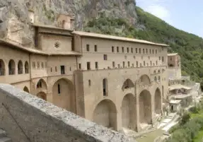 subiaco1